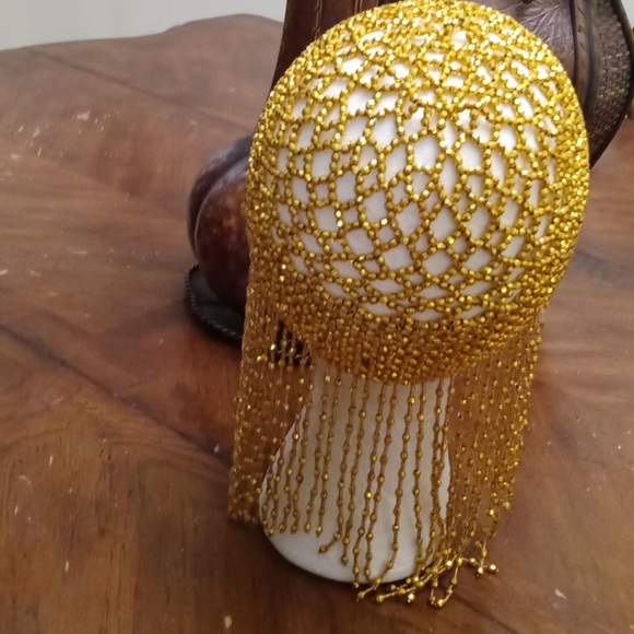 Gold mesh hat - Picture 3 of 4